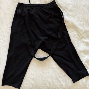 Men's Black Capri Pants